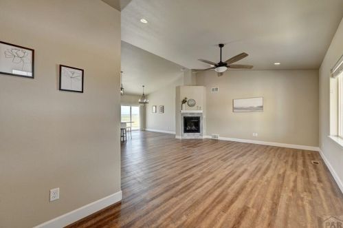 1518 Ithaca Dr, Pueblo CO  81007-2348 exterior