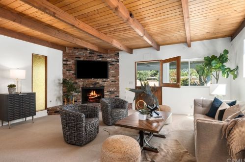 1191 Skyline Dr, Santa Ana CA 92705-3217 exterior