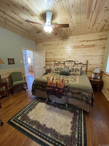 2221 Sigler Dr, Sangre De Cristo Ranches CO exterior