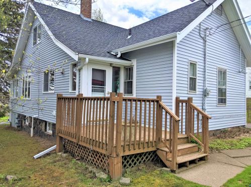 4431 Jay St, Duluth, MN 55804-1459