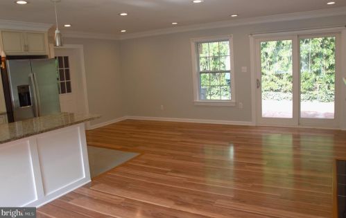 7635 Dunston St, Springfield VA  22151-2611 exterior