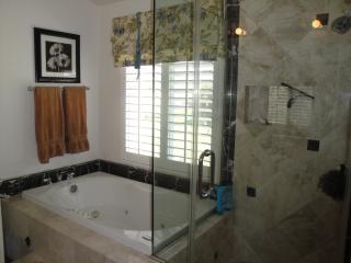 1025 Maertzweiler Dr, Placentia, CA 92870-5291