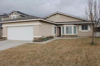 832 Green St, Tehachapi, CA 93561-2361