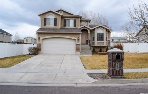 4022 2725, Roy, UT 84067-9677