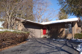 1106 Adams Ave, Lake Barrington, IL 60084