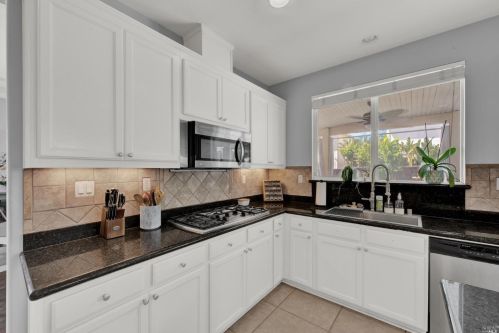 5077 Ellis Godfrey Dr, Fairfield CA  94533-8959 exterior