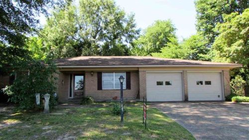904 Rainbow Dr, Waterman, TX 75935-3322