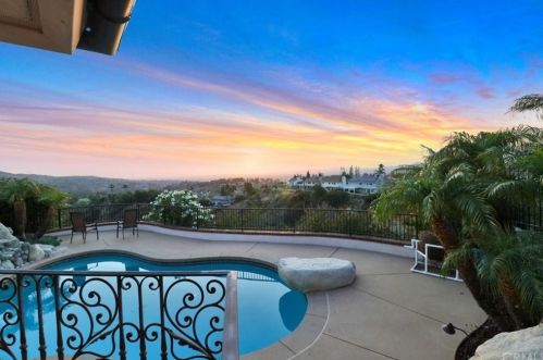 865 Swallow Way, Anaheim CA  92807-4430 exterior