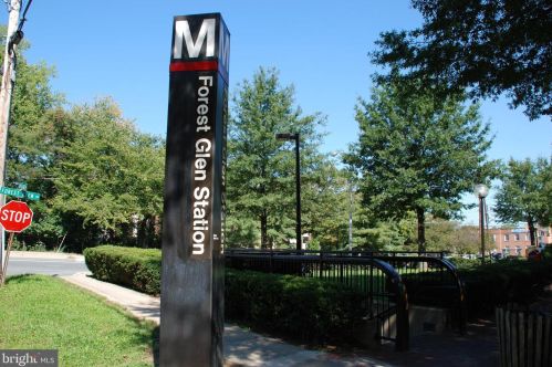 2101 Walsh View Ter, Silver Spring MD 20902-5225 exterior