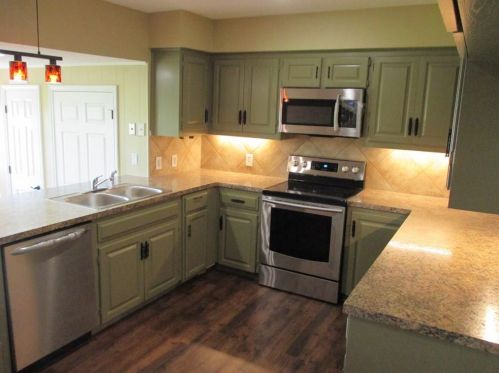 215 Monkey Rd, Webberville, TX 78621-6042