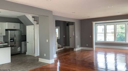 22 Almira St, Bloomfield, NJ 07003-3606