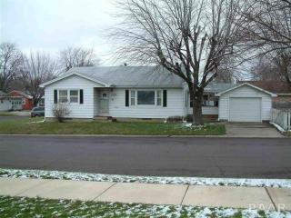 1522 Mechanic St, Pekin, IL 61554-5529