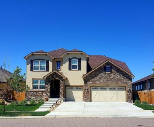 25621 Orchard Dr, Denver, CO 80016-6142