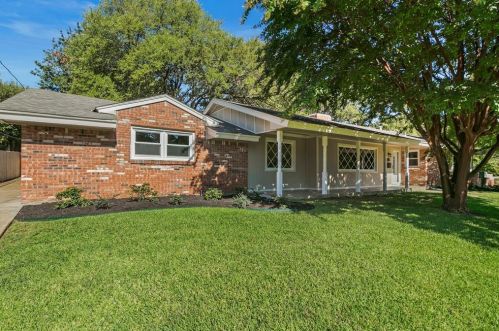 2200 Mcewen Ct, Fort Worth TX  76112-7927 exterior