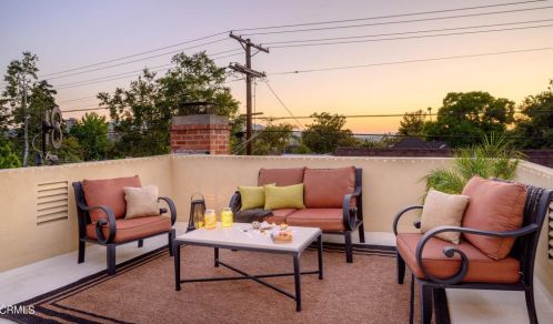 1149 Cordova Ave, Glendale CA  91206-2115 exterior