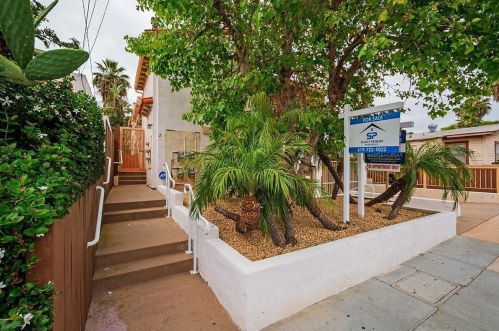 3928 Conde St, San Diego, CA 92110-2815