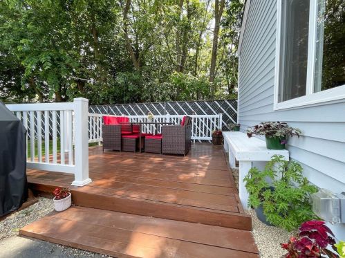 6831 Missouri Ave, Hammond IN  46323-1836 exterior