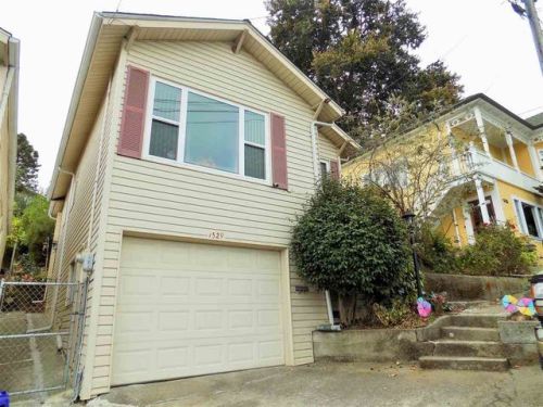 1529 Francis St, Crockett, CA 94525-1350