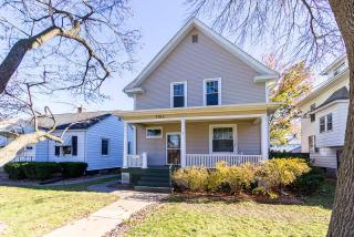 1164 25 St, Moline IL  61265-2255 exterior