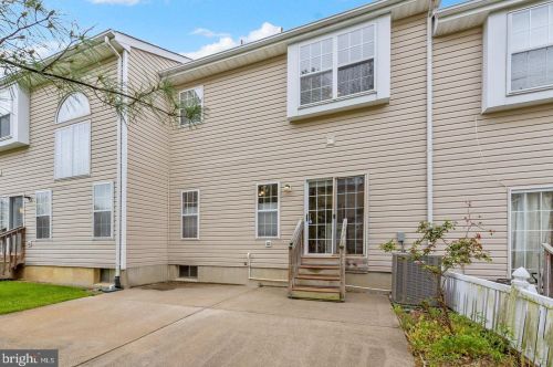 8205 Normandy Dr, Mount Laurel NJ  08054-5951 exterior