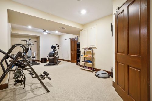 2165 Charlton Rd, Saint Paul MN  55118-4738 exterior