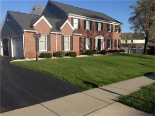 1393 Dayspring Dr, Allentown PA  18106-9489 exterior