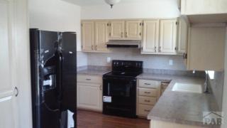 7 Heaton Pl, Pueblo, CO 81001-1410