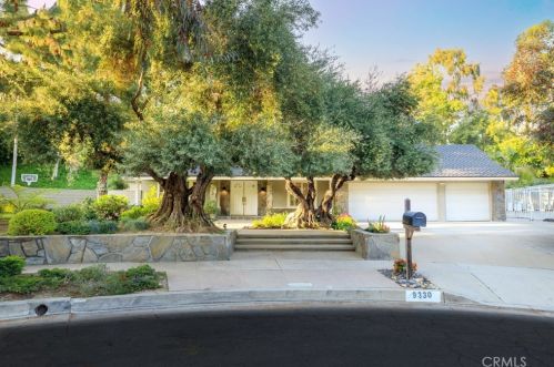 9330 Monte Puesto Dr, Whittier, CA 90603-1033