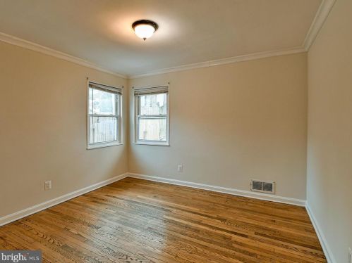 8708 Sundale Dr, Silver Spring MD 20910-5039 exterior