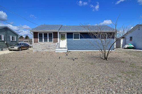 406 Whyatt Ct, Lacey, NJ 08731-4943