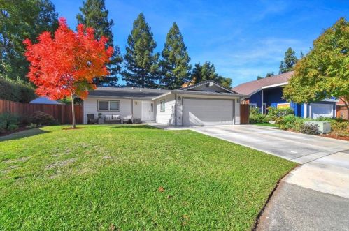7405 Hollyhock Ct, Citrus Heights, CA 95621-2841