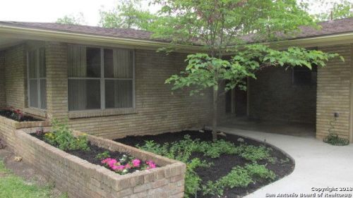 314 Driftwind Dr, San Antonio, TX 78239-2409