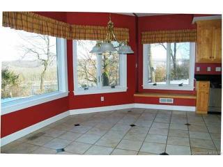 25 Rivergate Dr, Cromwell CT  06416-1552 exterior