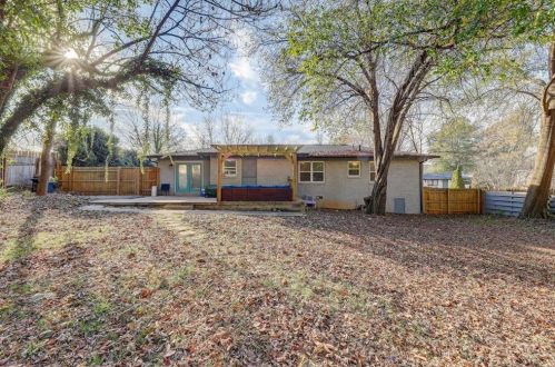 764 San Fernando Dr, Smyrna GA  30080-1435 exterior
