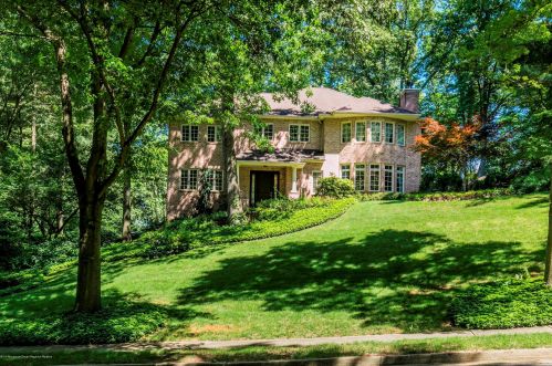 192 Borden Rd, Middletown, NJ 07748-3048