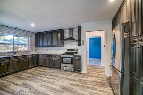 1510 Bowie St, Garland TX  75042-5033 exterior