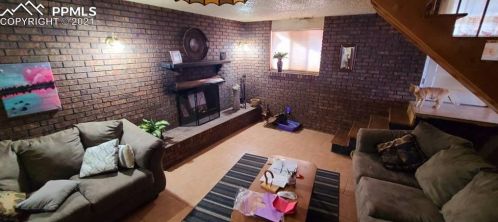 1734 Jerry Murphy Rd, Pueblo, CO 81001-1538