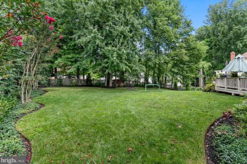 13105 Princeville Ct, Silver Spring MD 20904-3587 exterior