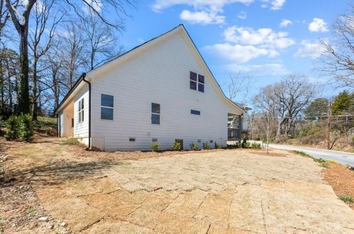 1766 Marietta Rd, Atlanta GA  30318-2767 exterior