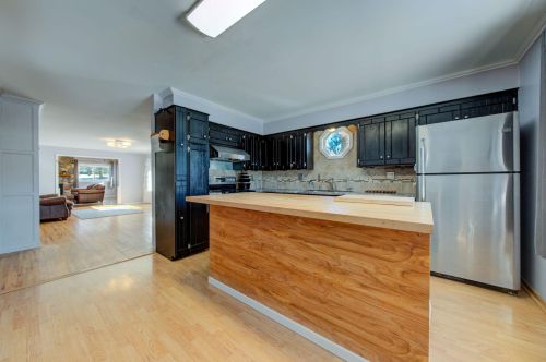 4050 Cinnabar Dr, Saint Paul MN  55122-2917 exterior