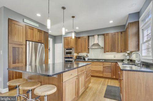 10783 Kinloch Rd, Silver Spring MD 20903-1227 exterior