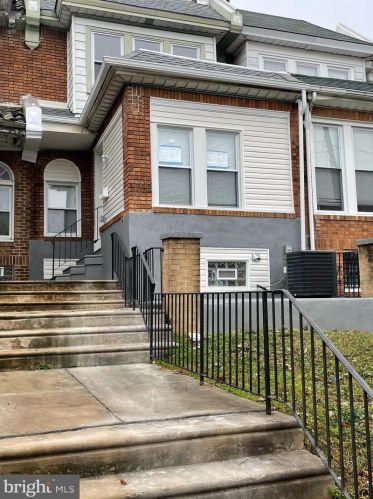 5732 16th St, Philadelphia PA  19141-1702 exterior