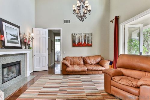 845 Aspen Glen Rd, Chula Vista CA  91914-2520 exterior
