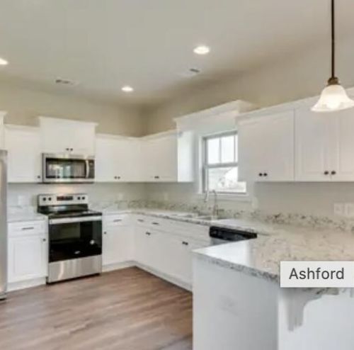 54 Orchard Cir, Meeting Street, SC 29824-4345