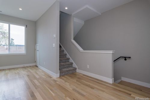 5155 10th Ave, Denver CO  80204-2815 exterior