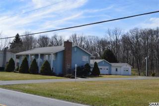 44 Fairview St, Carlisle, PA 17015-3120