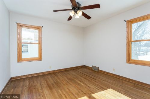 678 Iowa Ave, Saint Paul MN  55106-1015 exterior