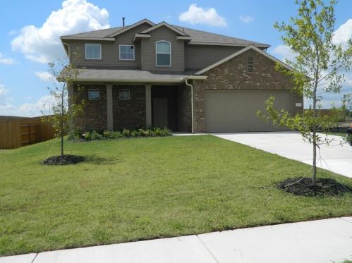 409 Kingfisher Ln, Uhland TX  78640 exterior