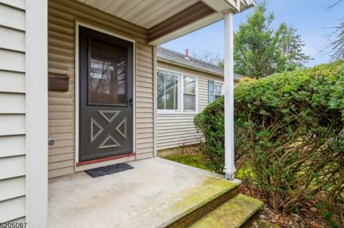 500 Cranford Ave, Cranford, NJ 07016-2531