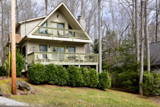 305 Settlers View Rd, Townsend, TN 37882-3677